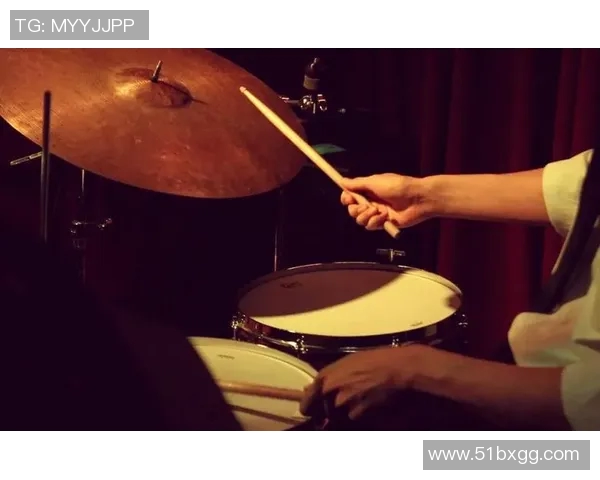 爵士乐的魅力与创新:从传统到现代的音乐演变与文化影响